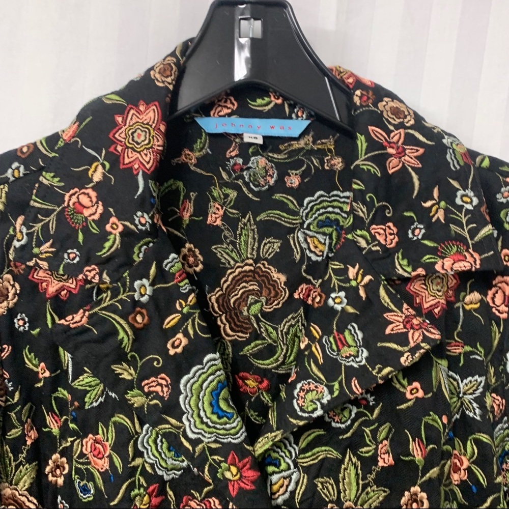 Black Embroidered Cotton Jacket - Picture 2 of 4